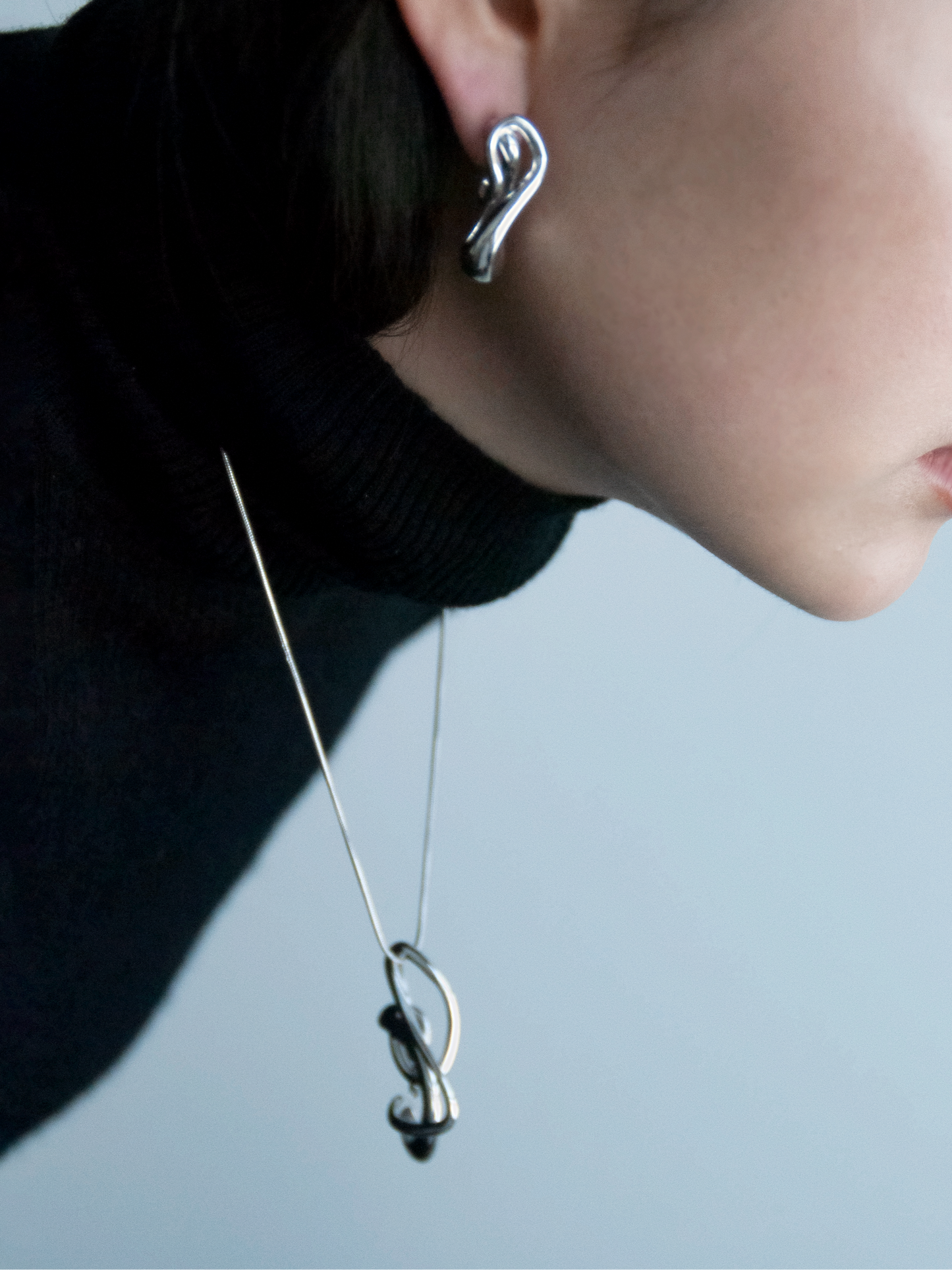 Flicker Necklace